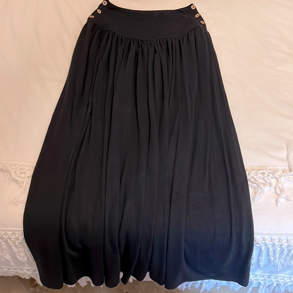 long black flowy skirt